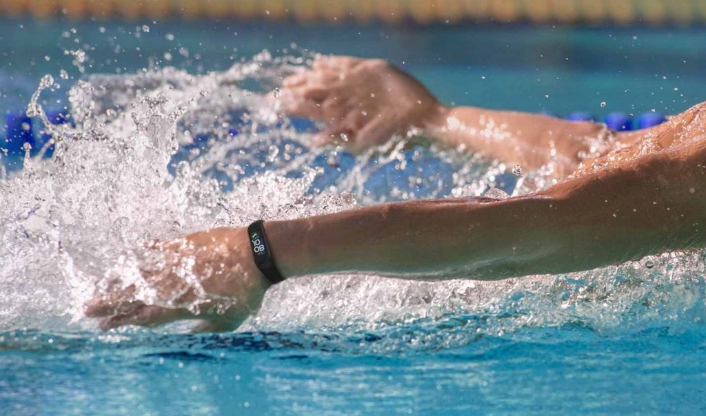 galaxy active 2 swimming