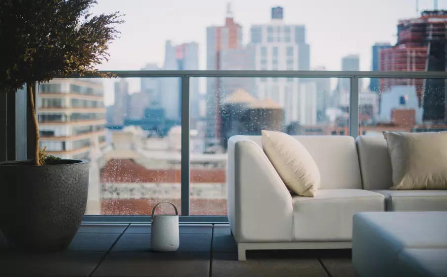 Harman &Lt;H1&Gt;Harman Kardon Citation 200 Portable Bluetooth Speaker-Gray&Lt;/H1&Gt; Https://Youtu.be/4Yeanslfm70 In The Living Room Or In The Garden, The Harman Kardon Citation 200 Lets You Enjoy Rich, Beautiful Sound. Stream Your Favorite Music Indoors, In Hd Quality, Using Wi-Fi. Or Take The Music You Love Outdoors With The Comfort Of Bluetooth Streaming And 8 Hours Of Continuous Playback. Sophisticated And Stylish, Its Features Include Airplay And Chromecast Built-In™ For Easy Access To More Than 300 High-Definition Music Streaming Services. Plus, Talk To Google For Hands-Free Help In And Around Your Home. Ipx-4 Splash-Proof And Wrapped In Blended Wool Fabric, It Looks At Home Anywhere. Beautiful Sound Is Now Mobile Harman Kardon Harman Kardon Citation 200 Portable Bluetooth Speaker-Gray