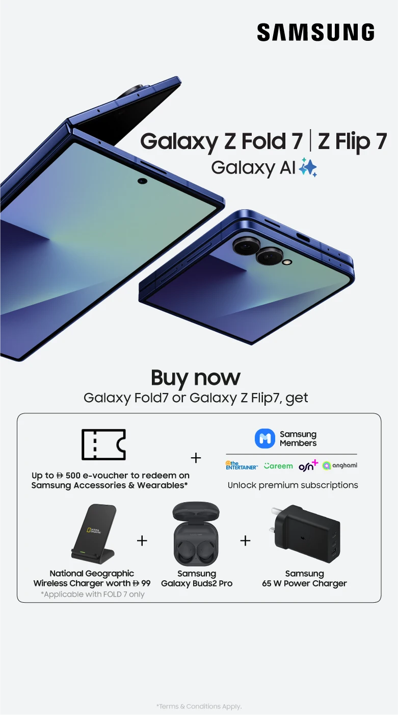 Samsung Galaxy Z Fold7 and Z Flip7 buy offer with bonus gifts including Galaxy Buds2 Pro, wireless charger, and power adapter.